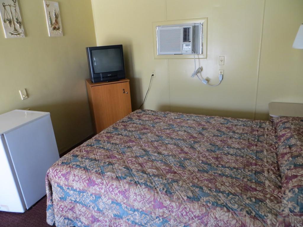 Travelers Inn Okeechobee Cameră foto